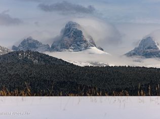 2050 Snow Crest Ranch Dr, Driggs, ID 83422