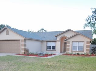 810 Elm Forest Dr, Minneola, FL 34715