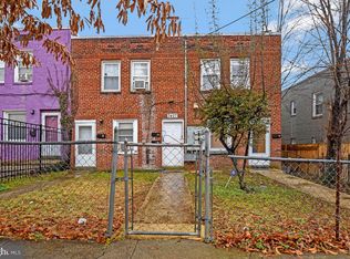 3427 B St SE APT 1, Washington, DC 20019