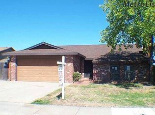 8338 Holly Jill Way, Sacramento, CA 95823