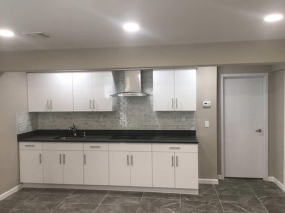 2nd image of 126 Schmidts Ln