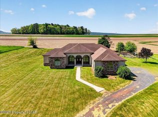 375 E County Rd, Drums, PA 18222