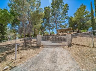 33511 Agua Dulce Canyon Rd, Saugus, CA 91390