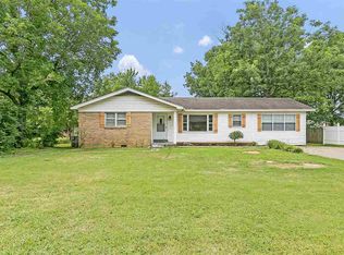 444 2nd St, Henderson, TN 38340