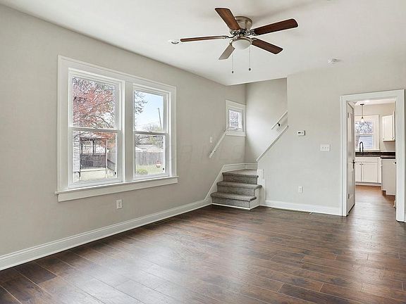 5th image of 264 E Jenkins Ave