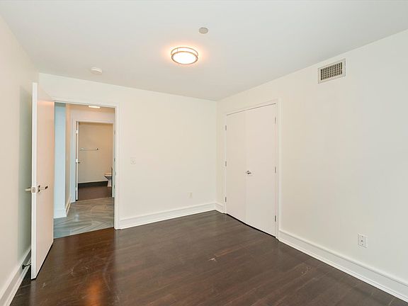 3rd image of 310 Cliff Ln APT 2D