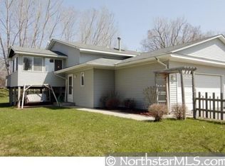 3660 Livingston Ave, Wayzata, MN 55391