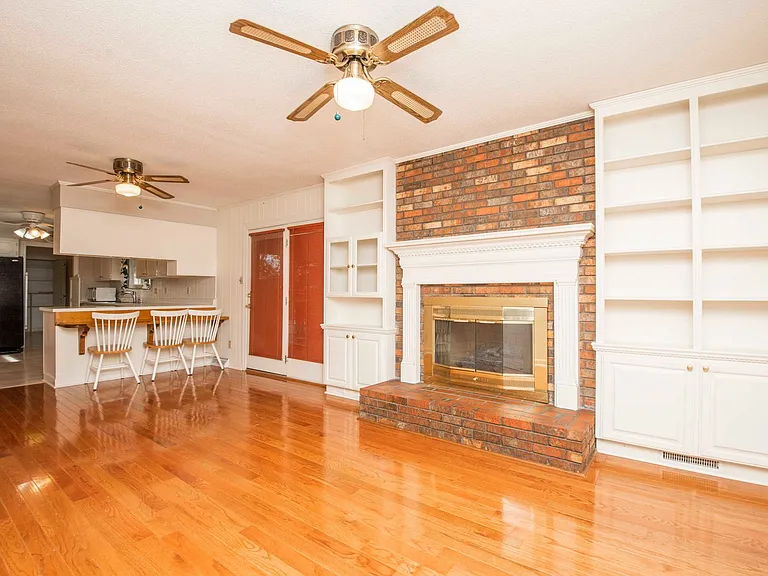 3924 Arline Dr — Photo 6