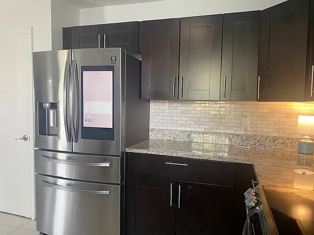 136 Pompano Dr SE #D — Photo 10