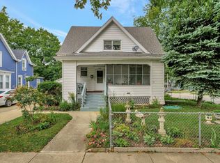 302 W Columbia Ave, Champaign, IL 61820