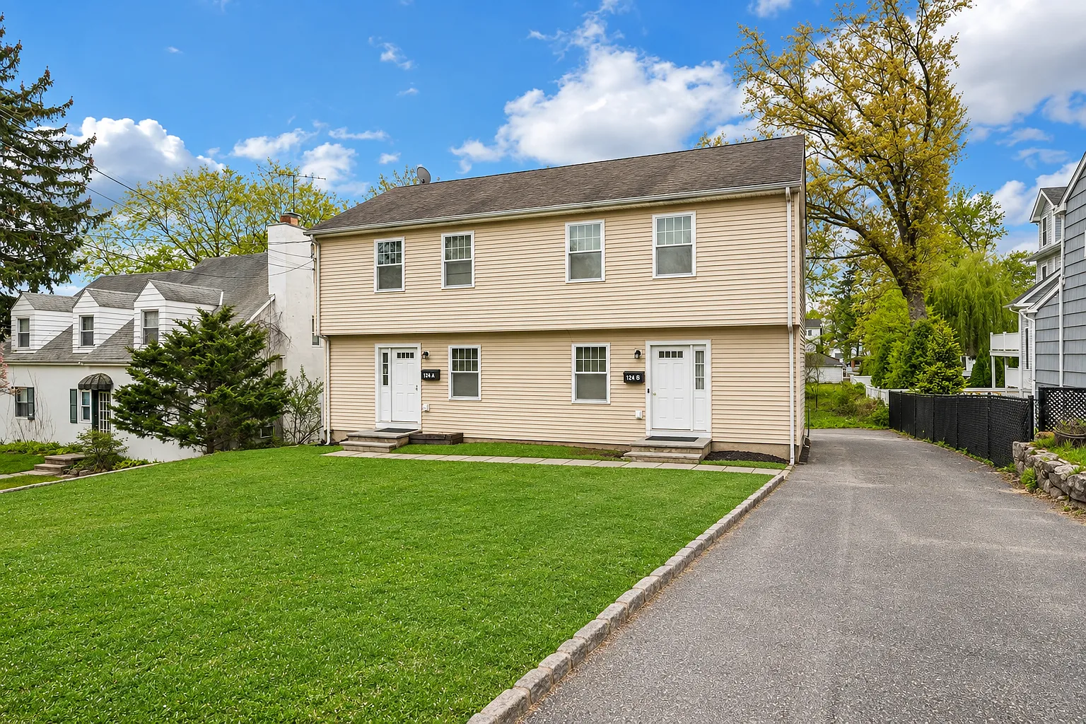 3 bed, 1.5 bath, 1200 sqft, $3,450 — Photo 1