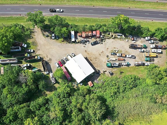 5th image of 524 S Rand Rd