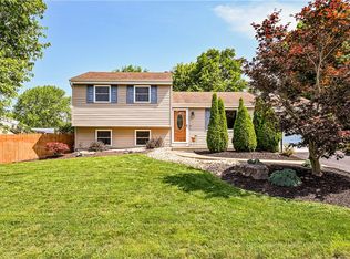 221 Wheatfield Dr, Greensburg, PA 15601