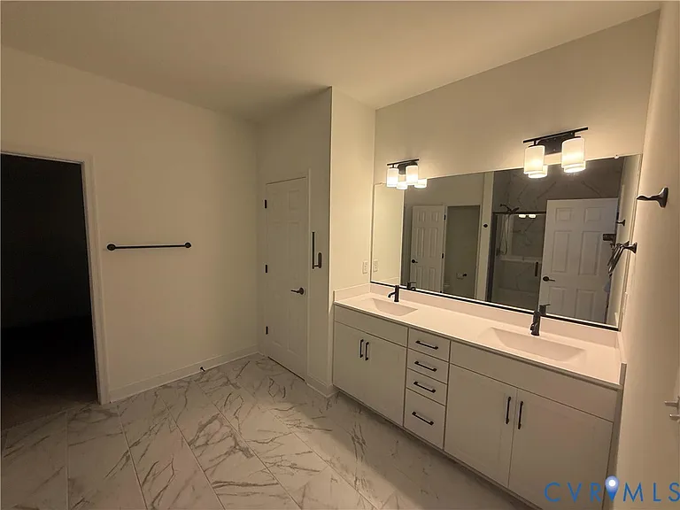 7048 Dunton Rd — Photo 30