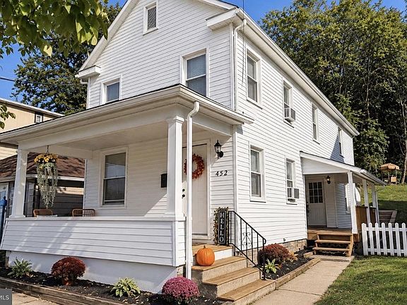 3rd image of 452 N 7th St