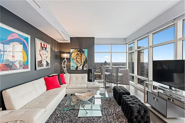 Sold by Joanna Cutler Real Estate | media 2