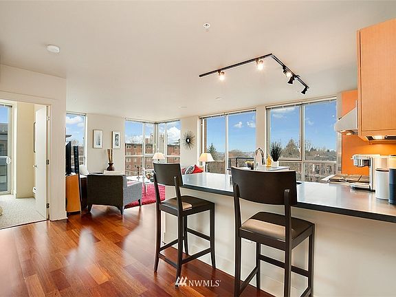3rd image of 530 Broadway Avenue E #608