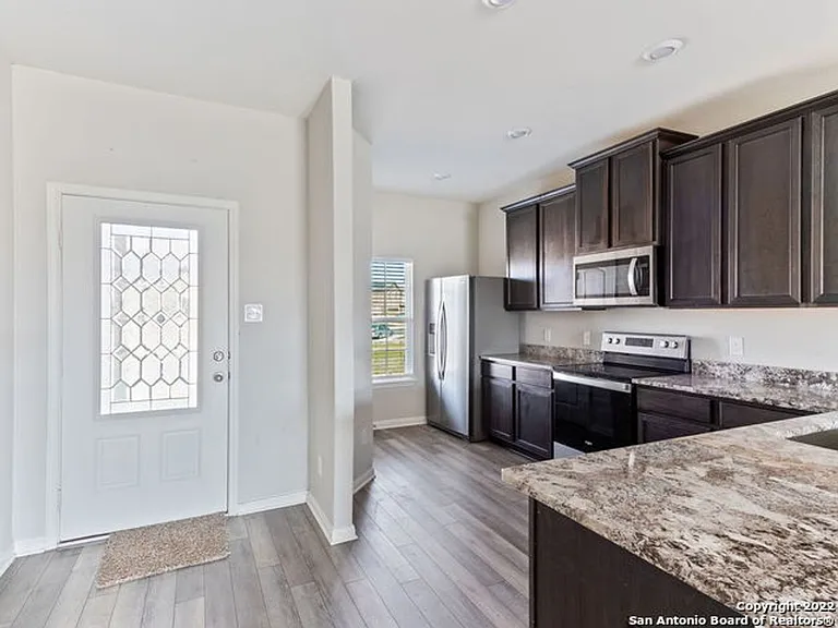 6550 Underwood Way — Photo 12