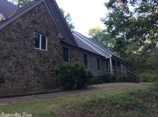 59 Lakeview Dr, Conway, AR 72032