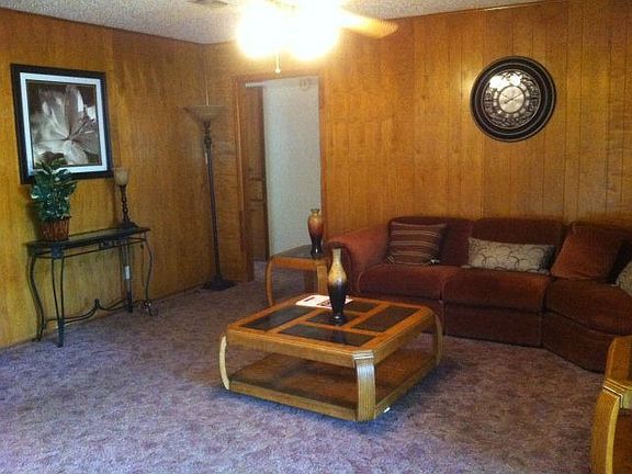 3rd image of 1003 N B St