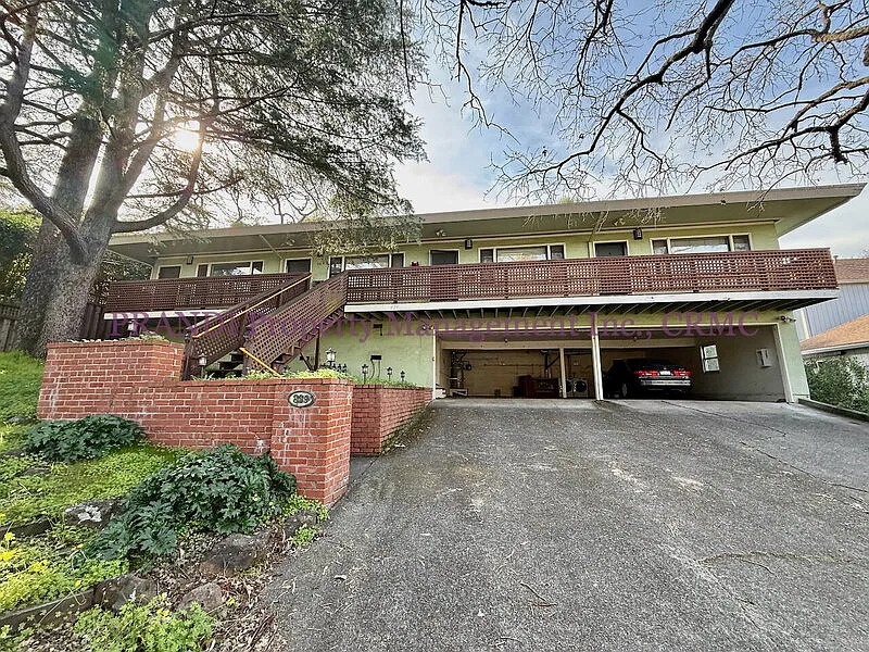 1 bed, 1.0 bath, 550 sqft, $2,100 — Photo 1