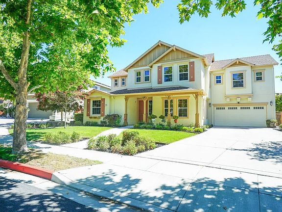 2nd image of 1377 Cristal Ct