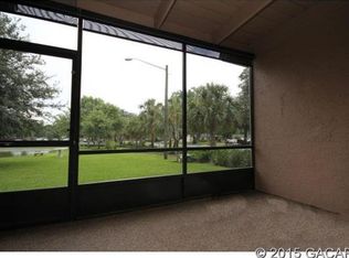 501 SW 75th St APT J1, Gainesville, FL 32607