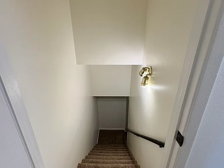 102-104 W Cora Ave #102 — Photo 20