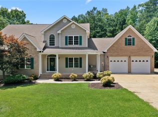 20000 Oak River Dr, South Chesterfield, VA 23803