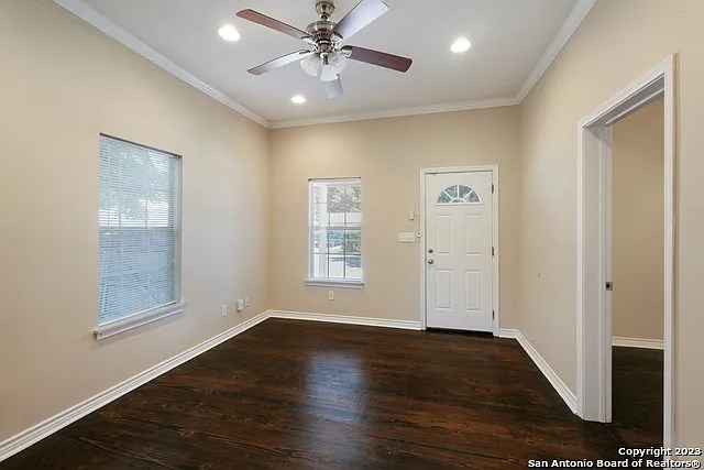 3 bed, 2.0 bath, 1197 sqft, $1,950 — Photo 4
