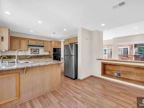 3rd image of 14073 Lemoli Ave #14073