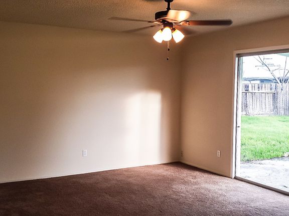 4th image of 6904 Cherrywood Cir
