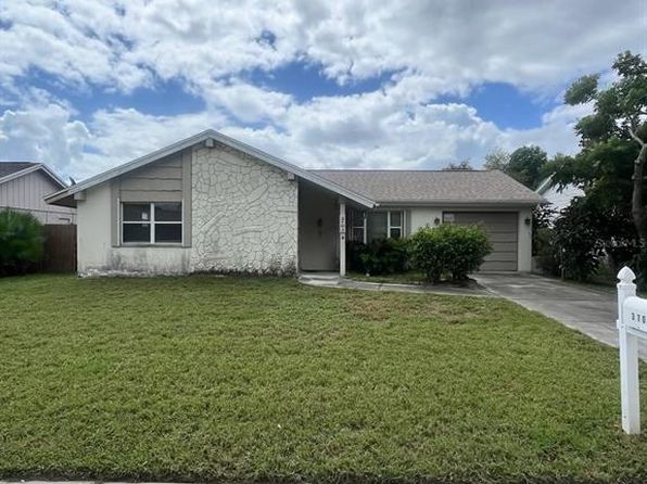 3702 Sail Dr