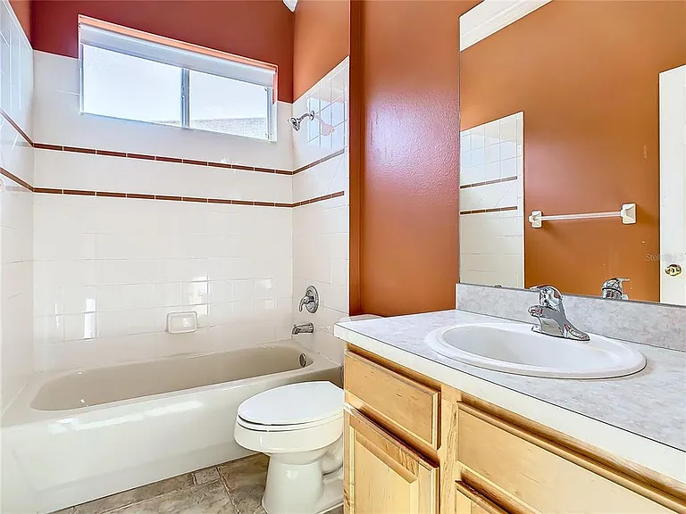 4925 Brightmour Cir — Photo 33