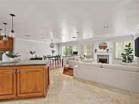2nd image of 518 Converse Ave