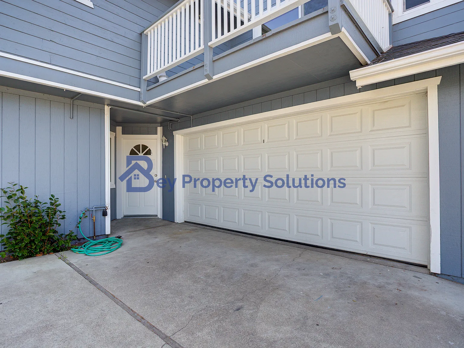 3 bed, 1419 sqft, $3,425 — Photo 3