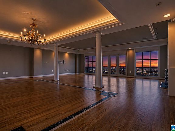 2nd image of 2920 Redmont Park Cir APT 201-E