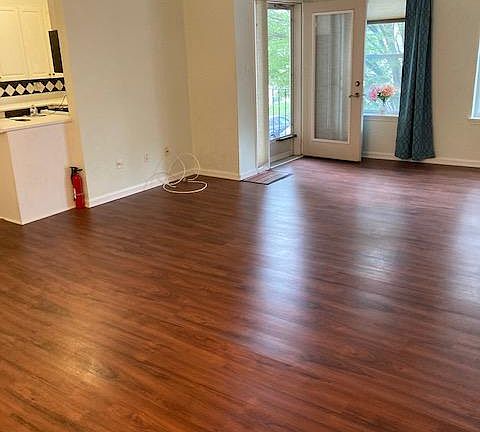 4th image of 1114 Brittany Dr #1114