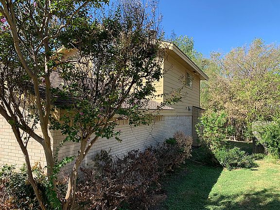 5th image of 1609 Camero Dr