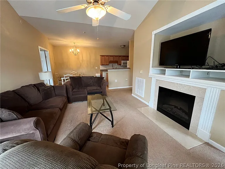 621 Marshtree Ln #305 — Photo 5