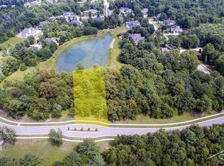 5719 Foxfire Dr, Midland, MI 48640