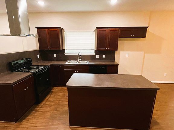 2nd image of 4528 Mayflower St #A