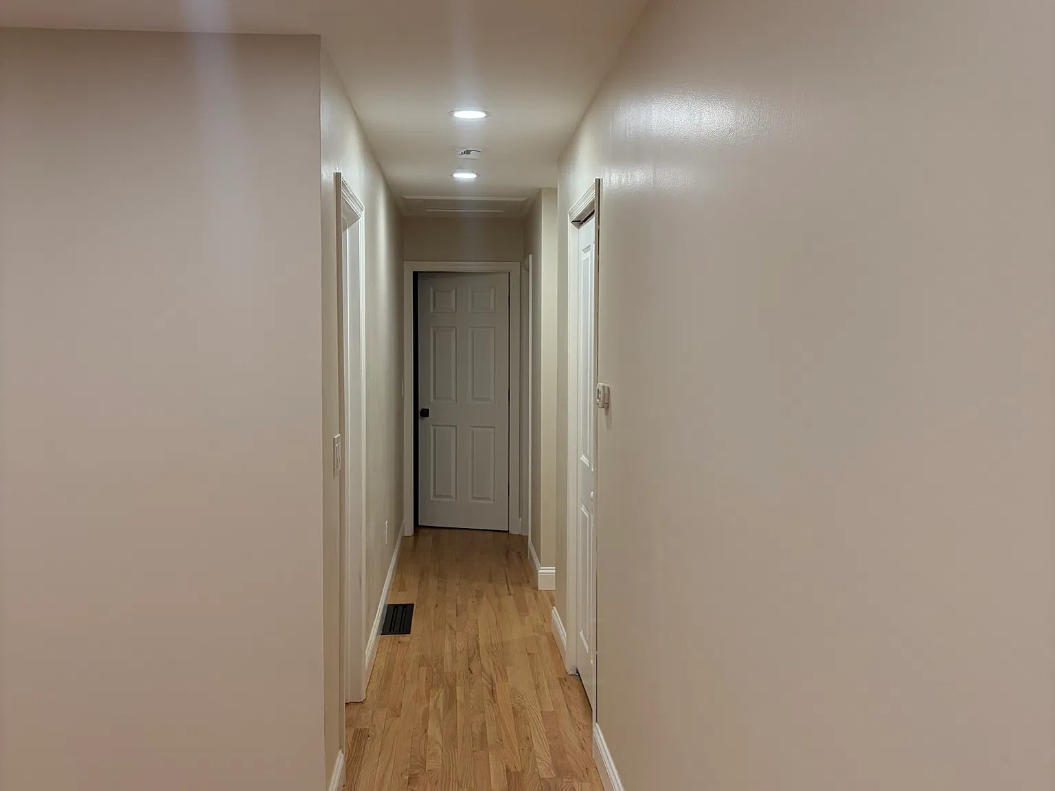20 Jackson Dr — Photo 2