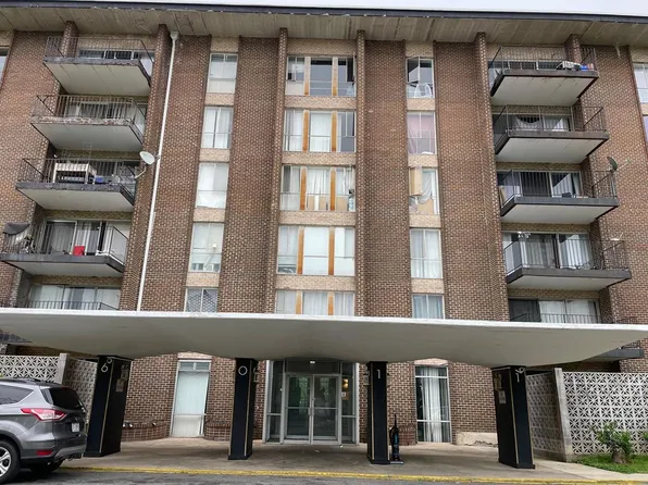 6011 Emerson St, Bladensburg, MD 20710
