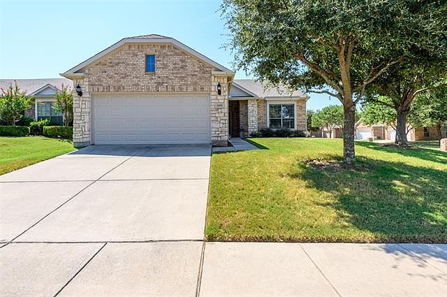 1st image of 3800 Stone Oak Blvd