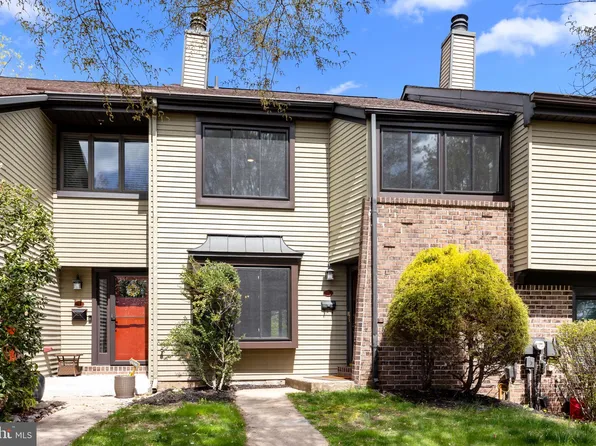 3 Bennington Pl, Newtown, PA 18940