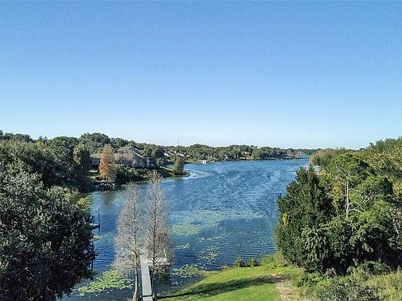 3rd image of 1119 Interlochen Blvd