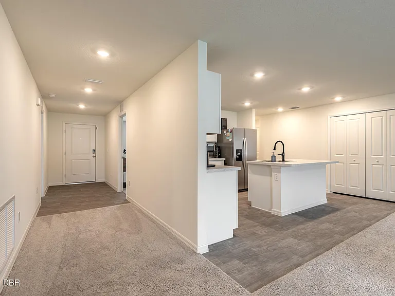 11 Ruth Dr — Photo 26