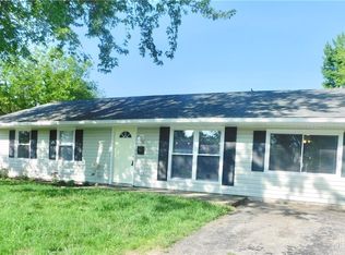 487 Caldwell Cir, New Carlisle, OH