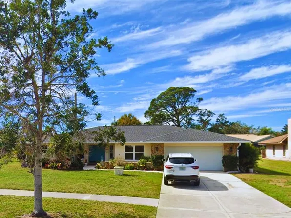 1015 Sorrento Woods Blvd, Nokomis, FL 34275